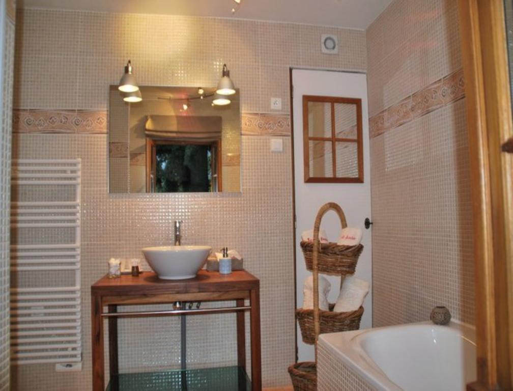 Chambres D'Hotes La Petite Flambee Le Tronquay  Room photo