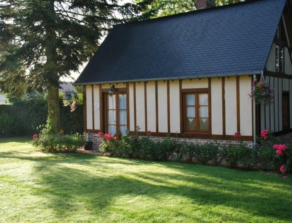 Chambres D'Hotes La Petite Flambee Le Tronquay  Exterior photo